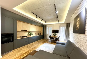  .  19 Loft apartment in the complex Great Britain   